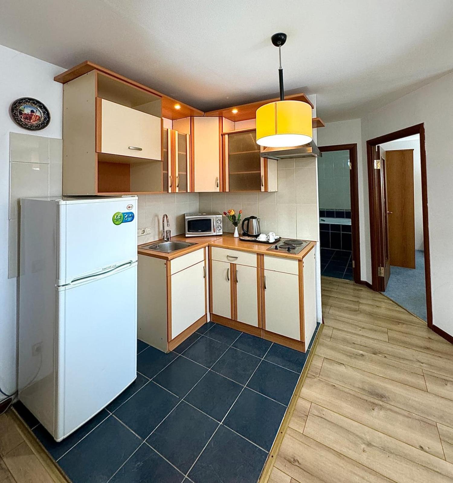 Green Hotel Atyrau Bagian luar foto