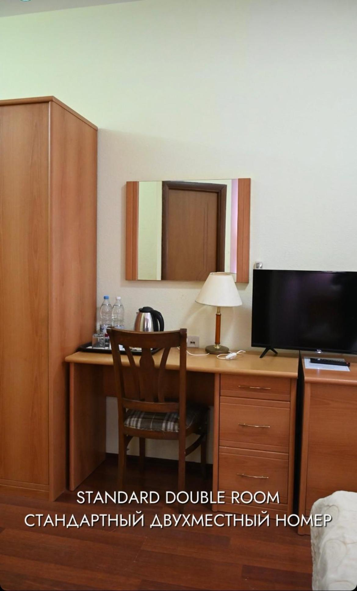 Green Hotel Atyrau Bagian luar foto